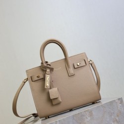 Replica Borsa tote Sac De Jour piccola/media/grande YSL Saint Laurent Albicocca Imitazioni Replica Borsa tote Sac De Jour piccola/media/grande YSL Saint Laurent Albicocca