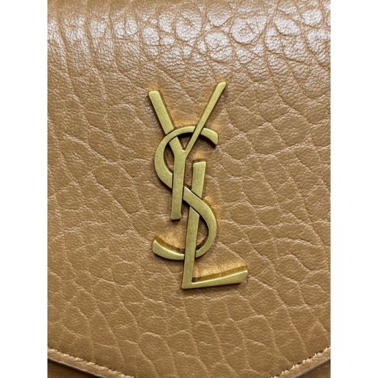 Replica Pochette grande YSL Saint Laurent Cassandre Marrone Imitazioni Replica Pochette grande YSL Saint Laurent Cassandre Marrone