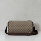 Replica Perfetta a tracolla cilindrica piccola da uomo Gucci in tela GG 834455 Imitazioni Replica Perfetta a tracolla cilindrica piccola da uomo Gucci in tela GG 834455