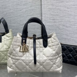 Replica Borse Tote Dior Toujours piccola/media/grande in pelle di vitello macrocannage Bianco