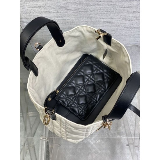 Replica Borse Tote Dior Toujours piccola/media/grande in pelle di vitello macrocannage Bianco Imitazioni Replica Borse Tote Dior Toujours piccola/media/grande in pelle di vitello macrocannage Bianco