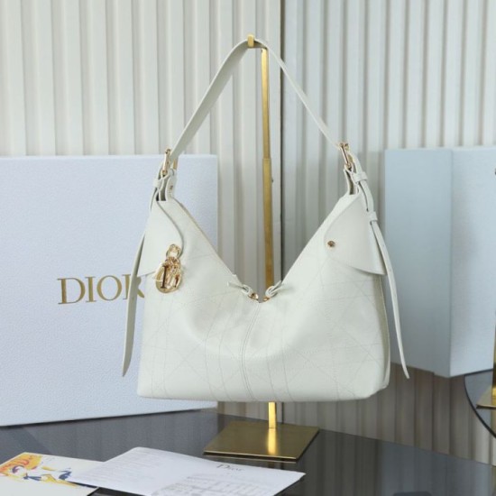Replica Borse  Alta Qualità hobo Dior Voyage piccola/media piatta Macrocannage Bianco