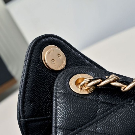 Replica Borsa hobo piccola Chanel 25 AS5631 Nero Imitazioni Replica Borsa hobo piccola Chanel 25 AS5631 Nero