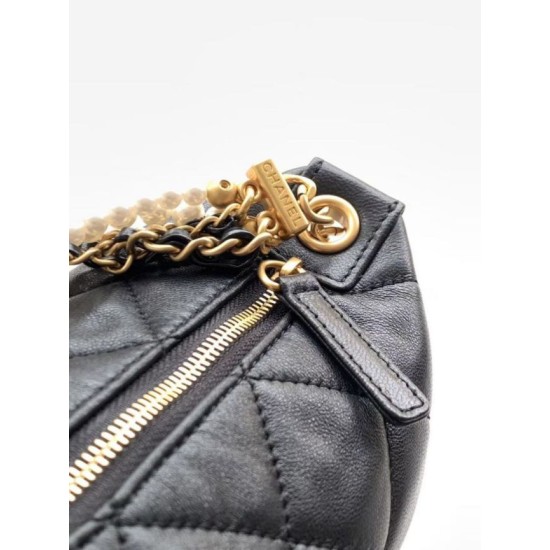 Replica Borsa hobo Chanel piccola Pearls AS5898 pelle di vitello nera Imitazioni Replica Borsa hobo Chanel piccola Pearls AS5898 pelle di vitello nera
