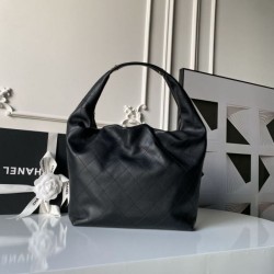 Replica Borsa hobo grande Chanel con finiture metallo dorato AS5967 Nero