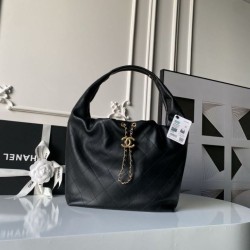 Replica Borsa hobo grande Chanel con finiture metallo dorato AS5967 Nero