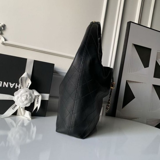 Replica Borsa hobo grande Chanel con finiture metallo dorato AS5967 Nero Imitazioni Replica Borsa hobo grande Chanel con finiture metallo dorato AS5967 Nero
