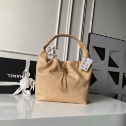 Replica Borsa hobo grande Chanel con finiture metallo dorato AS5967 marrone