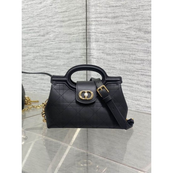 Replica Borsa a mano Dior Jolie Top Handle Mini Chain nera Imitazioni Replica Borsa a mano Dior Jolie Top Handle Mini Chain nera