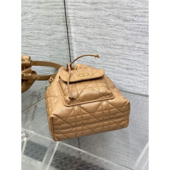 Replica Dior piccola borsa a secchiello Dior Caro Latte Macrocannage Marrone Imitazioni Replica Dior piccola borsa a secchiello Dior Caro Latte Macrocannage Marrone