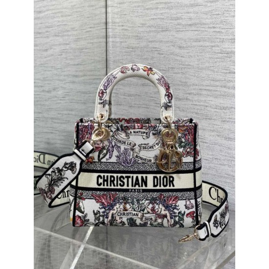 Replica Borsa Dior Lady D-Lite media con ricamo floreale multicolore Imitazioni Replica Borsa Dior Lady D-Lite media con ricamo floreale multicolore