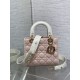 Replica Dior Lady Dior My ABCDior Borsa piccola con manico superiore rosa/bianco Imitazioni Replica Dior Lady Dior My ABCDior Borsa piccola con manico superiore rosa/bianco