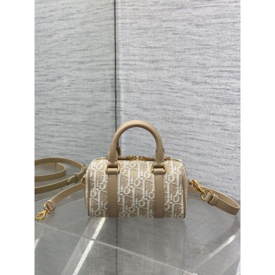 Replica Borsa Dior Groove 16 in tela jacquard Dior Oblique beige Imitazioni Replica Borsa Dior Groove 16 in tela jacquard Dior Oblique beige