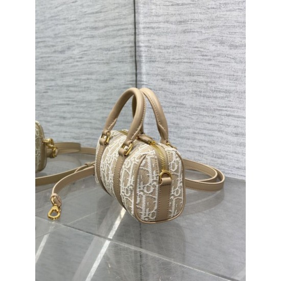 Replica Borsa Dior Groove 16 in tela jacquard Dior Oblique beige Imitazioni Replica Borsa Dior Groove 16 in tela jacquard Dior Oblique beige