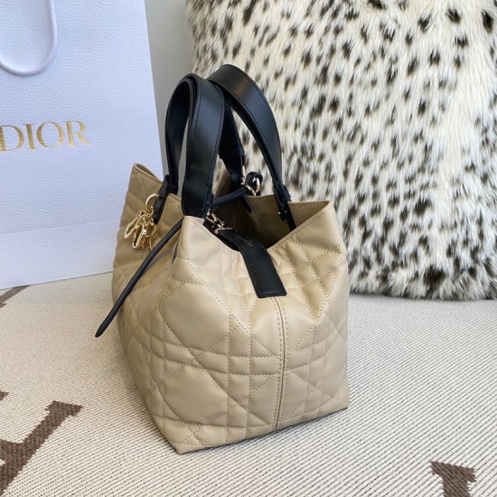 Replica Borsa 1:1 Dior Toujours Media Macrocannage Azzurro/Nero Imitazioni Replica Borsa 1:1 Dior Toujours Media Macrocannage Azzurro/Nero