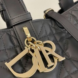Replica Borsa Tote Dior Toujours mini in Macrocannage nero