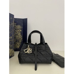 Borsa Tote Dior Toujours mini in Macrocannage nero