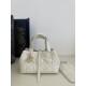 Replica Borsa Tote Dior Toujours mini in Macrocannage bianco Imitazioni Replica Borsa Tote Dior Toujours mini in Macrocannage bianco