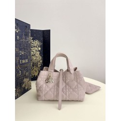 Borsa Tote Dior Toujours mini in Macrocannage rosa