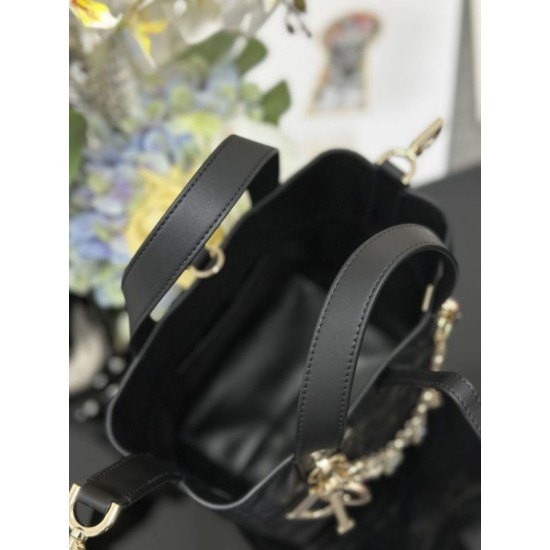 Replica Borse Imitazioni Dior Toujours Vertical Tote piccola con portafortuna Nero Imitazioni Replica Borse Imitazioni Dior Toujours Vertical Tote piccola con portafortuna Nero