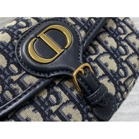 Replica Borse Dior Bobby media East-West Dior Oblique jacquard Nero Imitazioni Replica Borse Dior Bobby media East-West Dior Oblique jacquard Nero