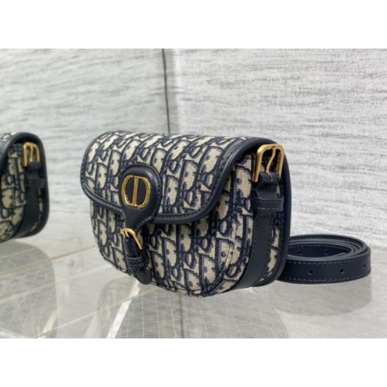 Replica Borse Dior Bobby media East-West Dior Oblique jacquard Nero Imitazioni Replica Borse Dior Bobby media East-West Dior Oblique jacquard Nero