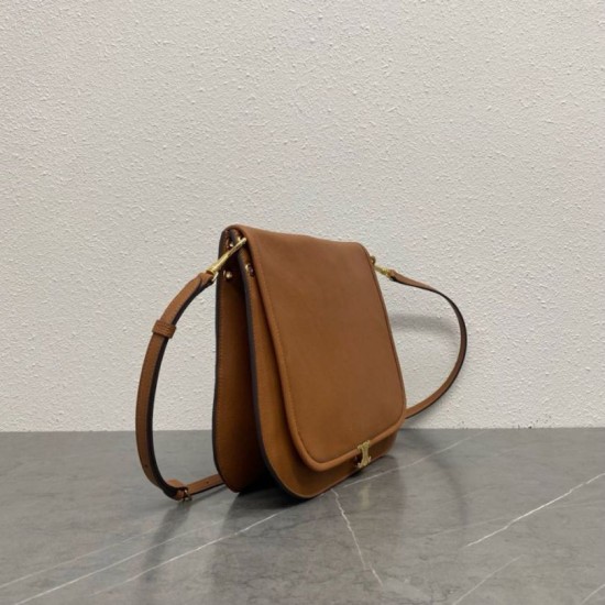 Replica Borsa a tracolla Celine Soft Triomphe Besace Marrone Imitazioni Replica Borsa a tracolla Celine Soft Triomphe Besace Marrone