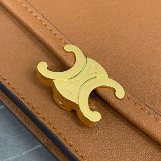 Replica Borsa a tracolla Celine Soft Triomphe Besace Marrone Imitazioni Replica Borsa a tracolla Celine Soft Triomphe Besace Marrone