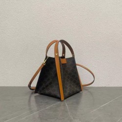 Replica Borsa a cubo piccola Celine Triomphe in tela/pelle di vitello Marrone Imitazioni Replica Borsa a cubo piccola Celine Triomphe in tela/pelle di vitello Marrone