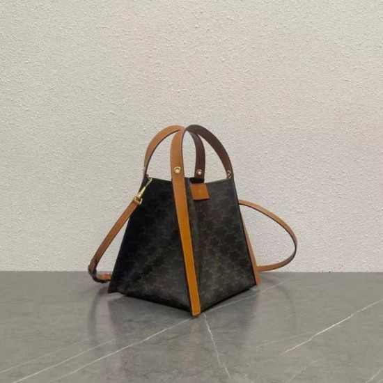 Replica Borsa a cubo piccola Celine Triomphe in tela/pelle di vitello Marrone Imitazioni Replica Borsa a cubo piccola Celine Triomphe in tela/pelle di vitello Marrone