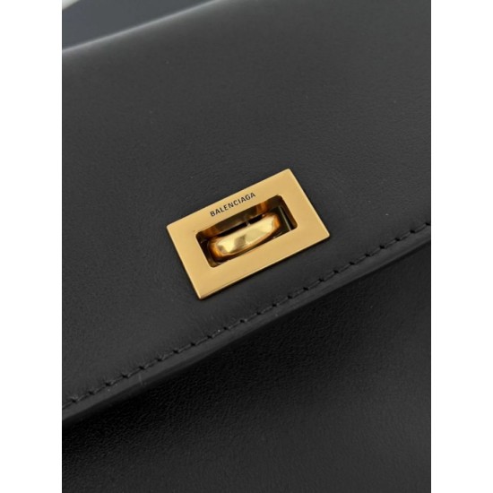 Replica Borsa a tracolla Balenciaga Rodeo Medium nera oro Imitazioni Replica Borsa a tracolla Balenciaga Rodeo Medium nera oro