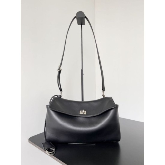 Replica borse griffate a tracolla Balenciaga Rodeo Medium nera argento Imitazioni Replica borse griffate a tracolla Balenciaga Rodeo Medium nera argento