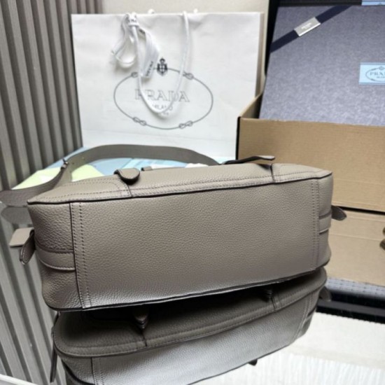 Replica Borsa shopping/tote grande Prada 1BG604 Grigio Imitazioni Replica Borsa shopping/tote grande Prada 1BG604 Grigio