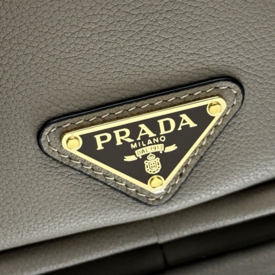 Replica Borsa a secchiello Prada Darling Mini 1BE087 Grigio Imitazioni Replica Borsa a secchiello Prada Darling Mini 1BE087 Grigio