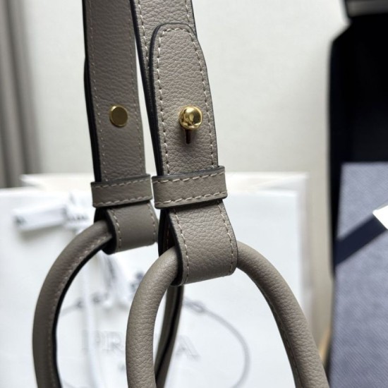 Replica Borsa a secchiello Prada Darling Mini 1BE087 Grigio Imitazioni Replica Borsa a secchiello Prada Darling Mini 1BE087 Grigio