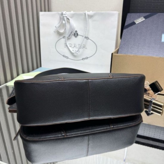 Replica Borsa a tracolla/hobo grande Prada Aimèe Classic nera Imitazioni Replica Borsa a tracolla/hobo grande Prada Aimèe Classic nera
