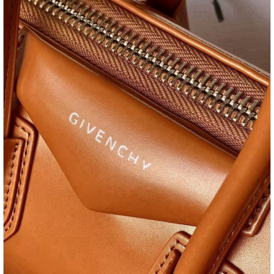 Replica Borsa tote Givenchy Antigona Mini in pelle marrone Imitazioni Replica Borsa tote Givenchy Antigona Mini in pelle marrone