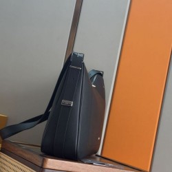 Replica Borsa Hobo Dior Grande Dior Slider Zipped da uomo nera Imitazioni Replica Borsa Hobo Dior Grande Dior Slider Zipped da uomo nera