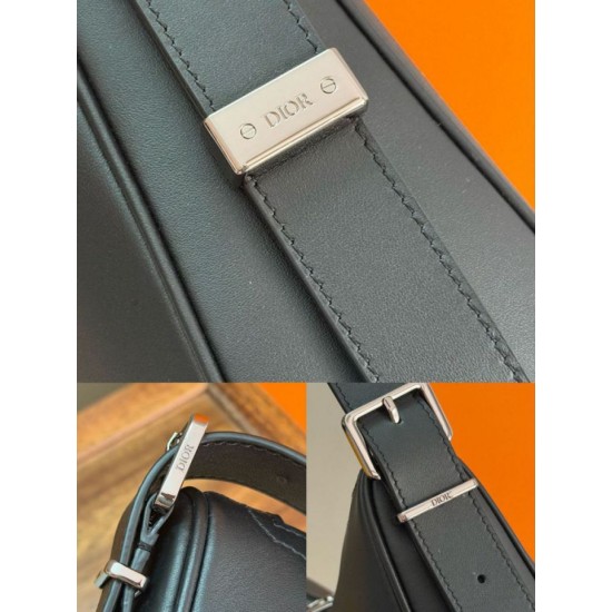 Replica Borsa Hobo Dior Grande Dior Slider Zipped da uomo nera