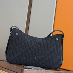 Replica Borsa Hobo Dior Medium Dior Slider Zipped da uomo Dior Oblique jacquard nera