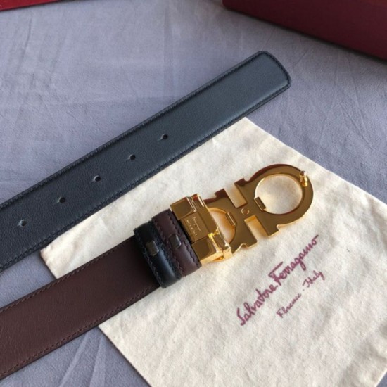 Replica Cintura reversibile da uomo Salvatore Ferragamo da 3,5 cm con clip in metallo oro Nero Imitazioni Replica Cintura reversibile da uomo Salvatore Ferragamo da 3,5 cm con clip in metallo oro Nero