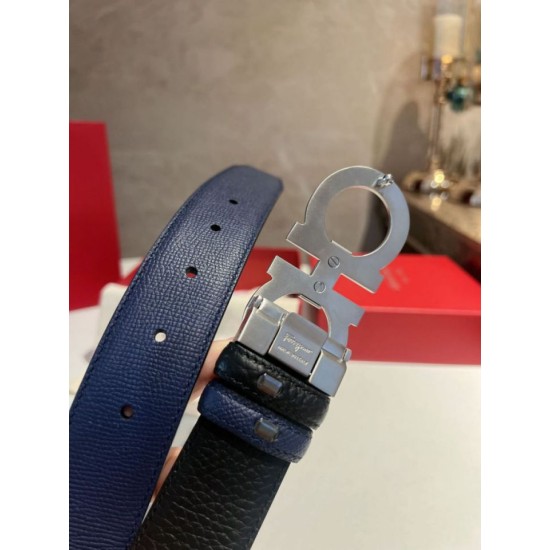 Replica Alta gamma Cintura reversibile da uomo Salvatore Ferragamo da 3.5 cm con clip in metallo argento Nero/Blu Imitazioni Replica Alta gamma Cintura reversibile da uomo Salvatore Ferragamo da 3.5 cm con clip in metallo argento Nero/Blu
