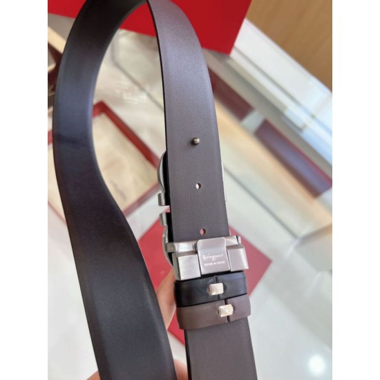 Replica Pari Cintura reversibile da uomo Salvatore Ferragamo da 3,5 cm con fibbia a ferro di cavallo a doppio anello Imitazioni Replica Pari Cintura reversibile da uomo Salvatore Ferragamo da 3,5 cm con fibbia a ferro di cavallo a doppio anello