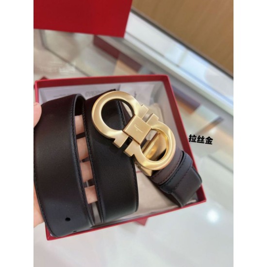 Replica Cintura reversibile da uomo Salvatore Ferragamo da 3,5 cm con fibbia a ferro di cavallo a doppio anello oro Imitazioni Replica Cintura reversibile da uomo Salvatore Ferragamo da 3,5 cm con fibbia a ferro di cavallo a doppio anello oro