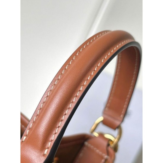Replica Borse Alta Qualità a secchiello Celine Clara Triomphe Imitazioni Replica Borse Alta Qualità a secchiello Celine Clara Triomphe