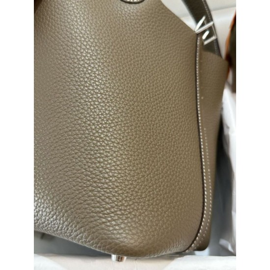 Replica Borsa Hermes Picotin Lock 18/22 Etoupe grigia hardware argentato Imitazioni Replica Borsa Hermes Picotin Lock 18/22 Etoupe grigia hardware argentato