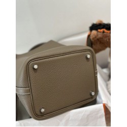 Borsa Hermes Picotin Lock 18/22 Etoupe grigia hardware argentato Borsa Hermes Picotin Lock 18/22 Etoupe grigia hardware argentato