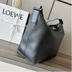 Replica Bora Pari a tracolla piccola Loewe Cubi Nero Imitazioni Replica Bora Pari a tracolla piccola Loewe Cubi Nero