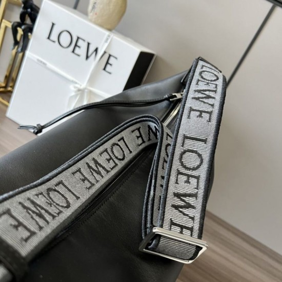 Replica Bora Pari a tracolla piccola Loewe Cubi Nero Imitazioni Replica Bora Pari a tracolla piccola Loewe Cubi Nero