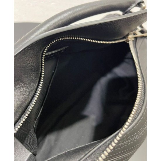 Replica Borsa Loewe Large Puzzle Biker Nera Imitazioni Replica Borsa Loewe Large Puzzle Biker Nera